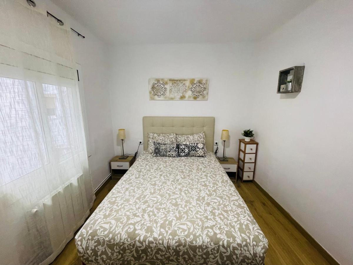 Beach Apartment Barca 6 Sant Adria de Besos Ngoại thất bức ảnh